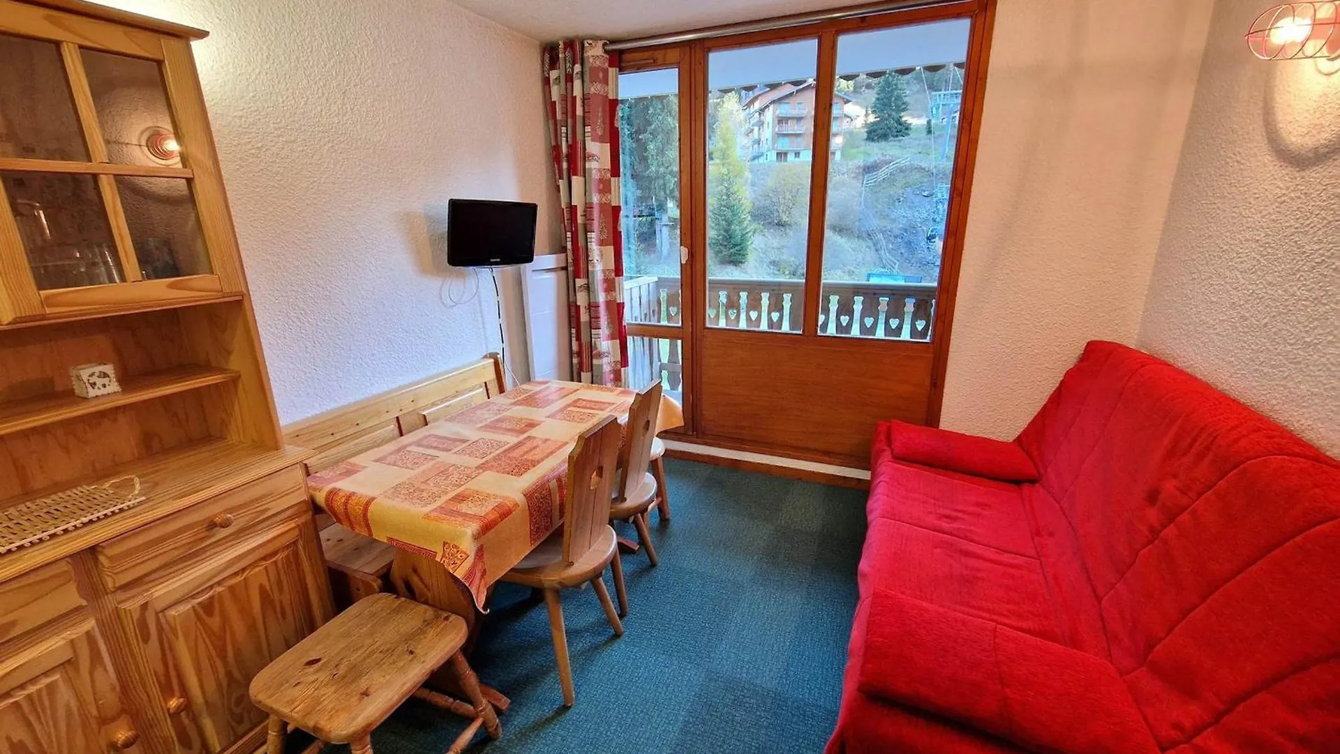 Studio Cosy 4 Pers, Sud, Au Coeur D\'Une Station Proche Pistes Et Commerces, Modane - Fr-1-265-227 contacts